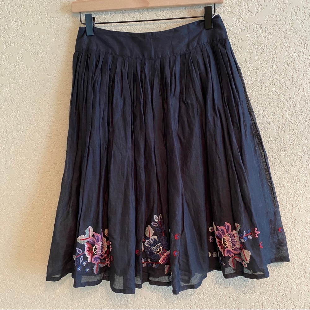 *Final Price* Cotton Skirt with Floral Embroidery